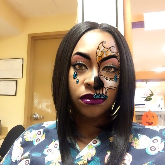 Meet your Posher, Keyairria - Picture 1 of 1